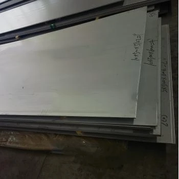 Qual é a diferença entre UNS S32205 e S31803?